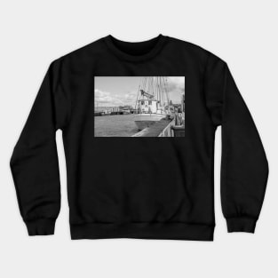 Sailing boat moored in Great Yarmouth harbour Crewneck Sweatshirt